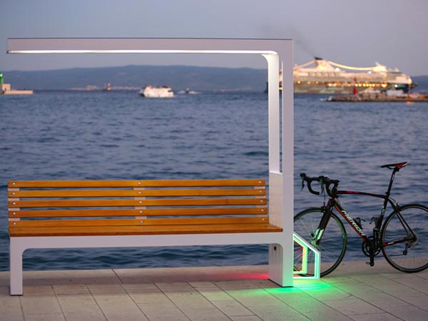 Скамейка с велопарковкой фото